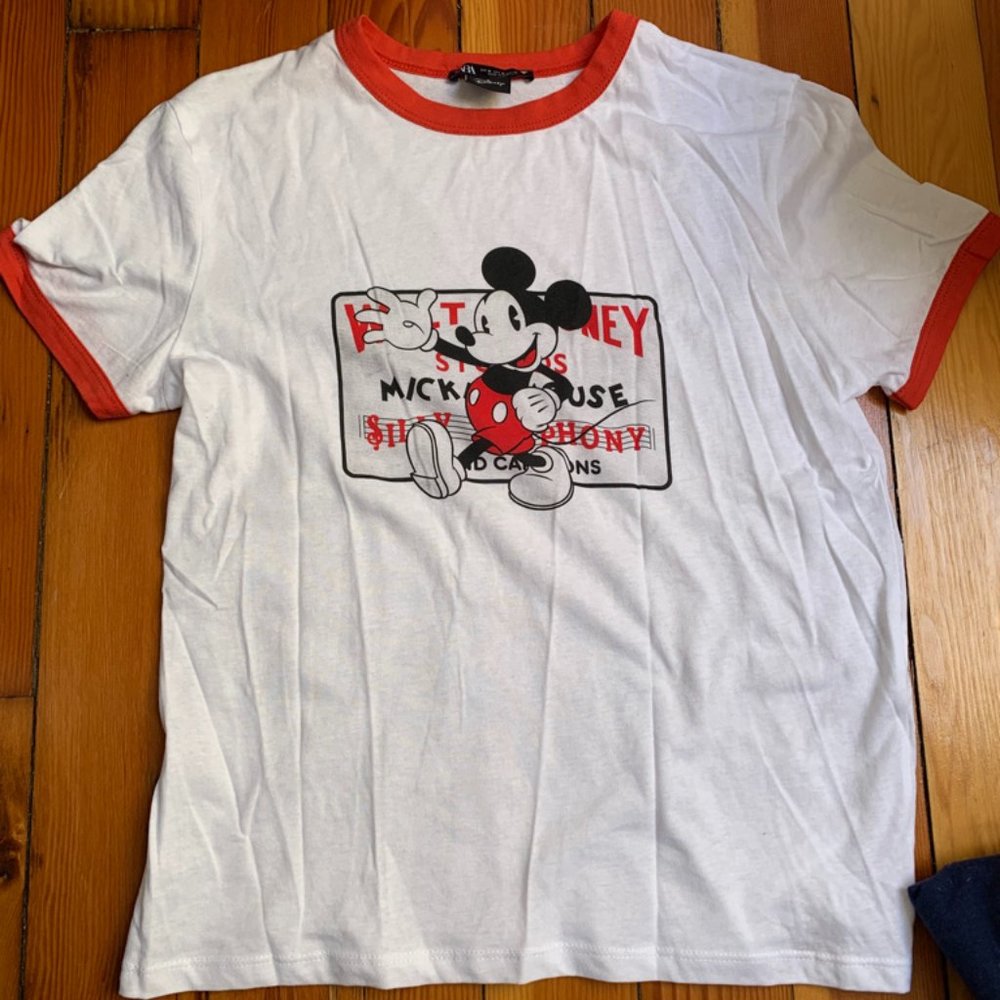 Zara Mickey Mouse Tshirt Size M